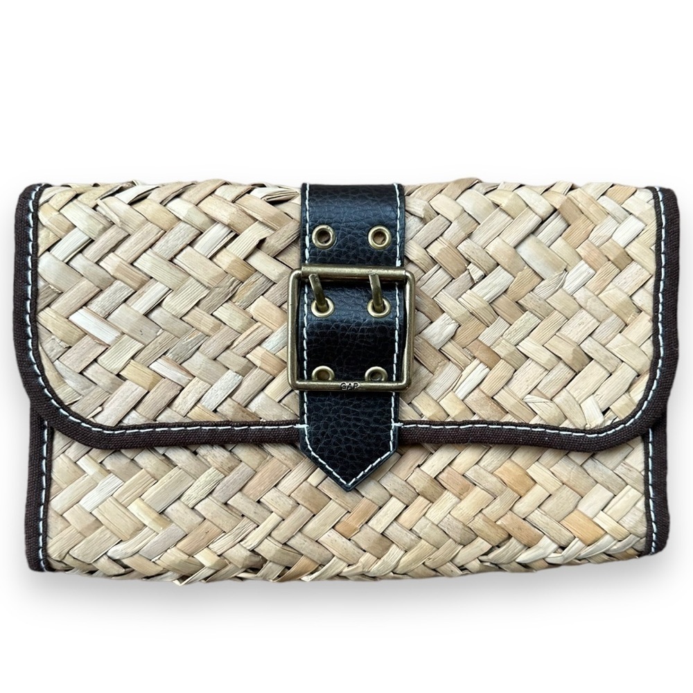 Gap Tan and Brown Wicker Weave Straw Clutch With Faux Leather Buckle